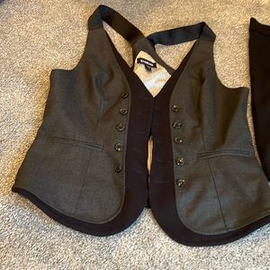 Bebe vest and skirt black and grey size large